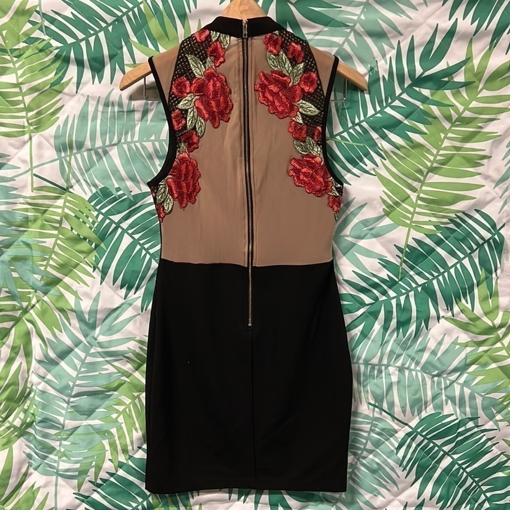 Black sexy dress with stitched red roses size M